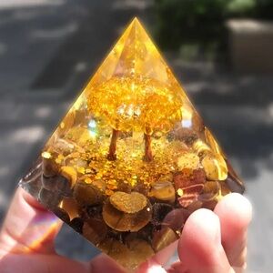Pyramid with Natural Citrine and Tiger Eye Stone Base